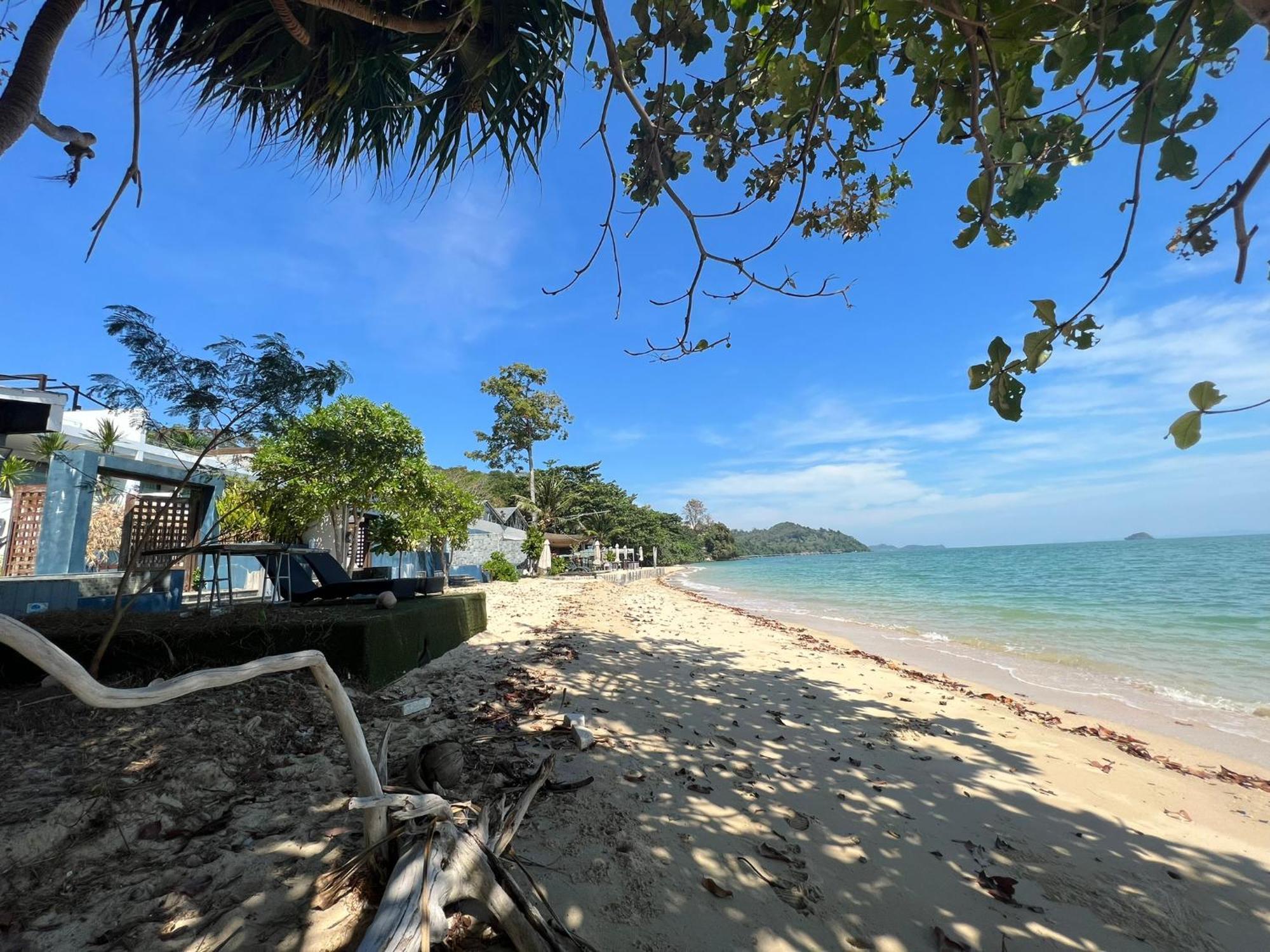 The Nchantra Beachfront Resort Phuket Exterior foto