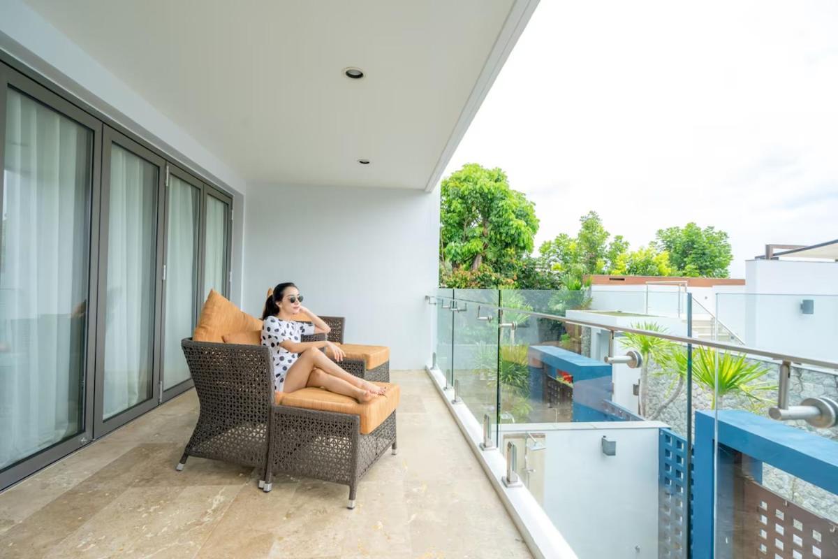 The Nchantra Beachfront Resort Phuket Exterior foto